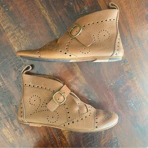 Pedro Garcia Leather ankle boots women’s size 40 perforated buckle